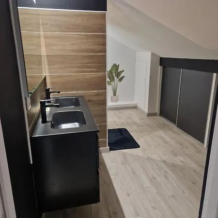 Et Etapes Equestres Apartment Begaar